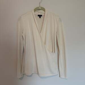 Talbots Size XS Cream Drop Neck Light Sweater